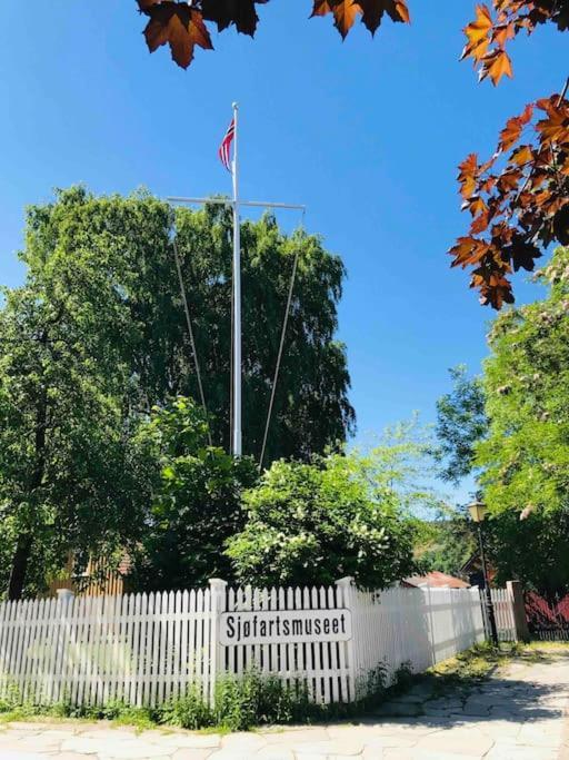 Stort Hus I Sentrum Med Gangavstand Til 